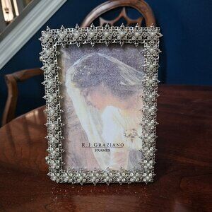 RARE VINTAGE RJ GRAZIANO SCROLL WEDDING SNOWFLAKE PEARL CRYSTAL PICTURE FRAME